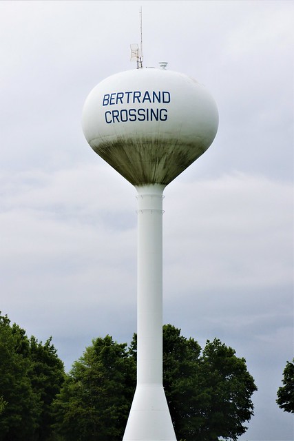 Bertrand Crossing [Michigan]