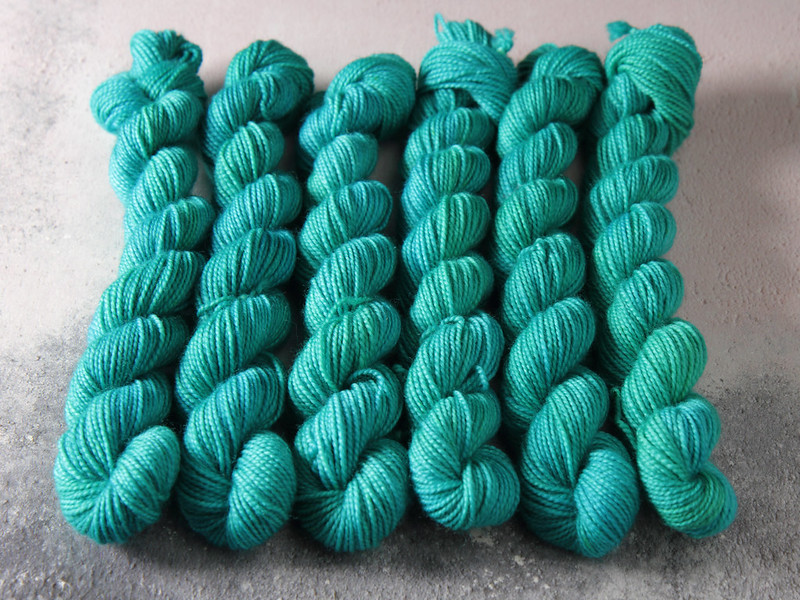 Favourite Sock Minis – 100% merino wool superwash 4 ply / fingering hand dyed yarn 20g miniskeins – ‘Aquaphobia’