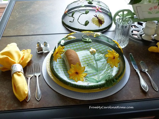 AlFresco Tablescape for 2 at FromMyCarolinaHome.com