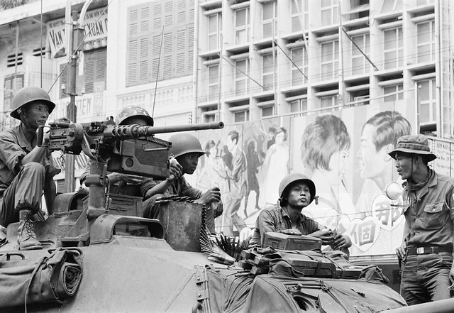 CHOLON 1968 - Rạp Đại Quang, đường Tổng Đốc Phương (Châu văn Liêm) Q5