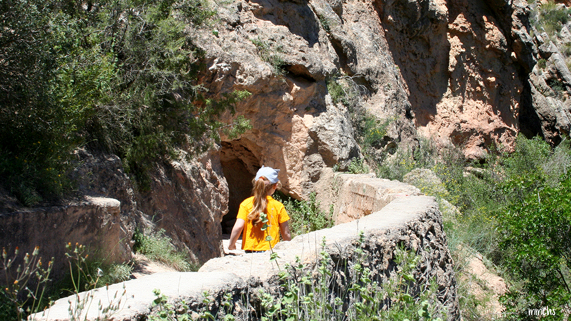 cueva de la ruta del agua Chelva