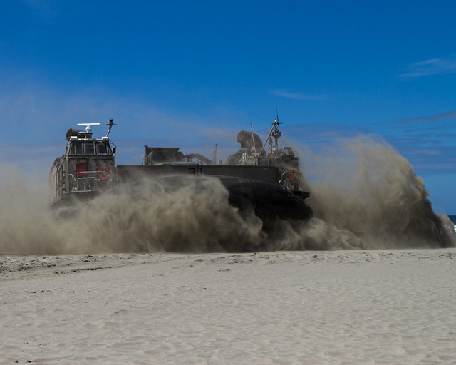 LCAC 31 departs for the USS Anchorage