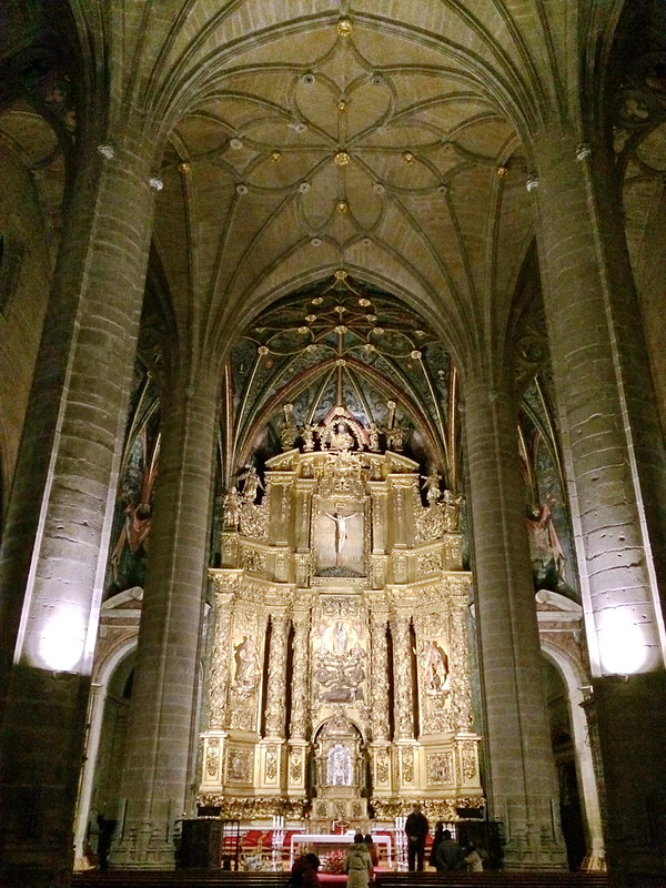 retablo altar mayor bóveda interior Concatedral de Santa Maria de la Redonda Logroño La Rioja 03