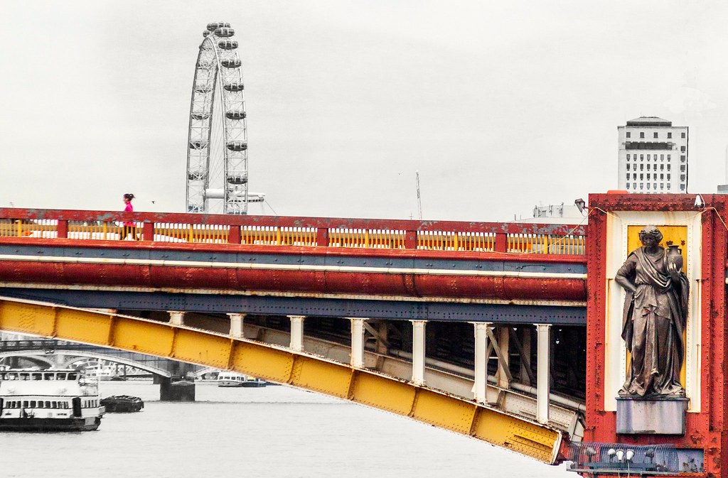Vauxhall bridge