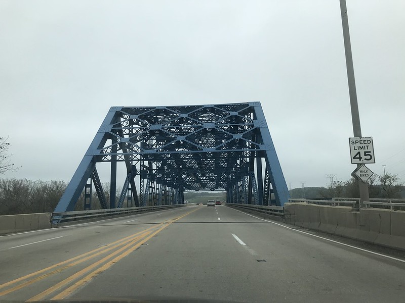 Steel truss bridge