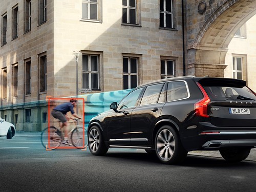 Volvo testa novo dispositivo de segurança