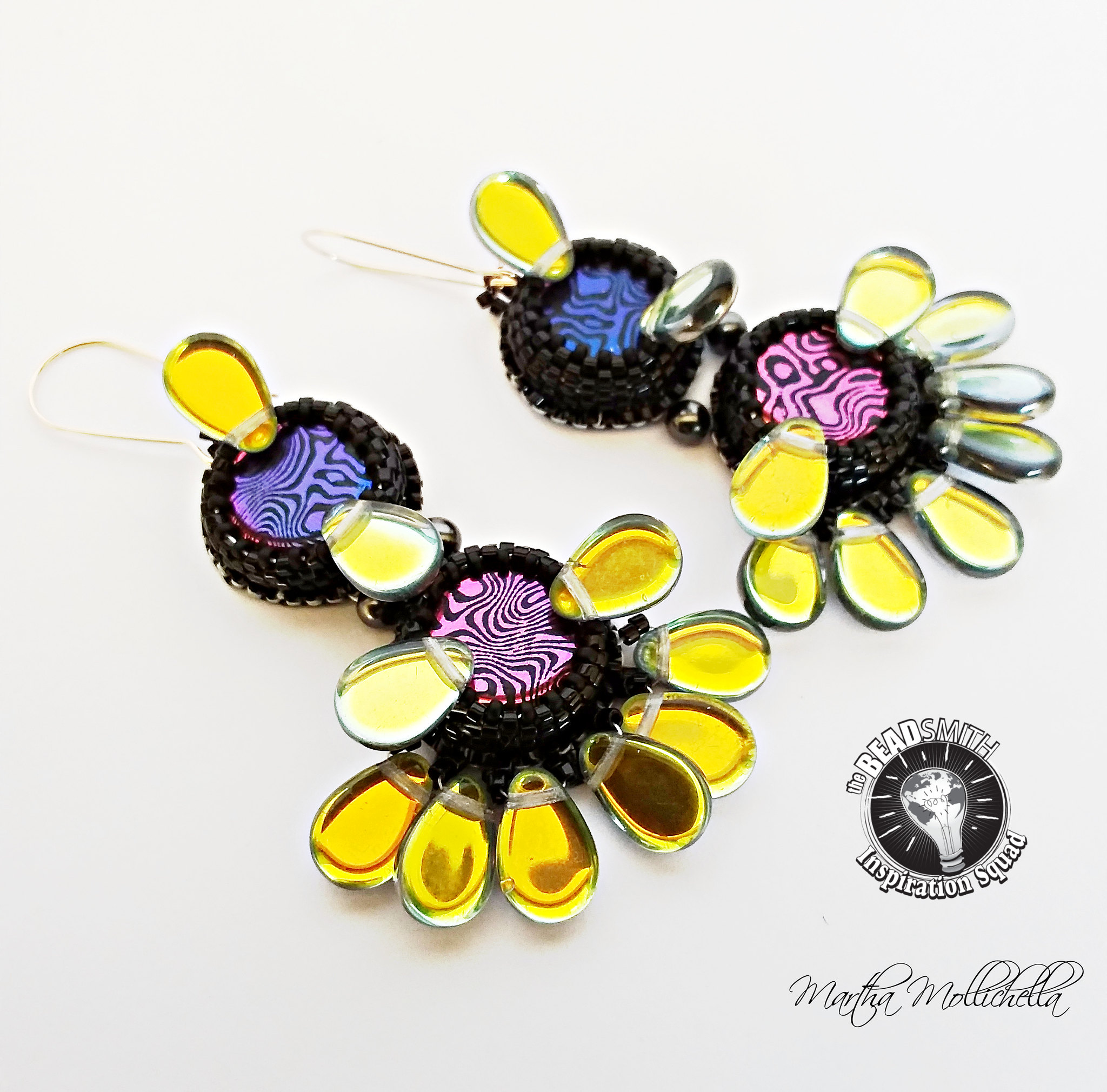 Backlit beads Martha Mollichella