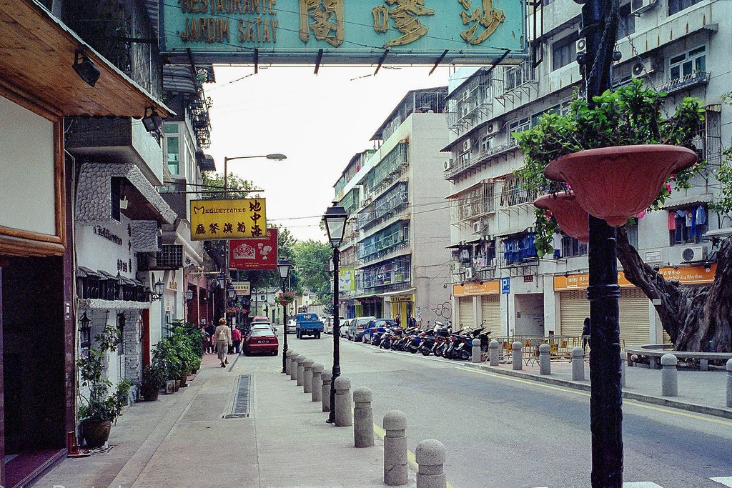 Street view, Taipa Village, Macau (2005)