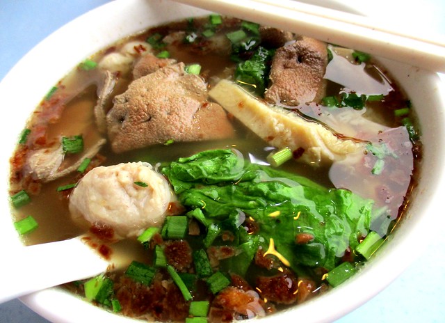 Beef tripe liver fish ball combo soup