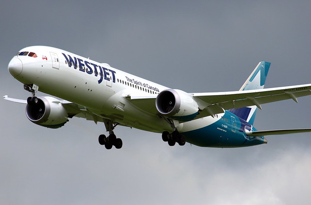 WestJet Boeing 787-9 Dreamliner C-GURP