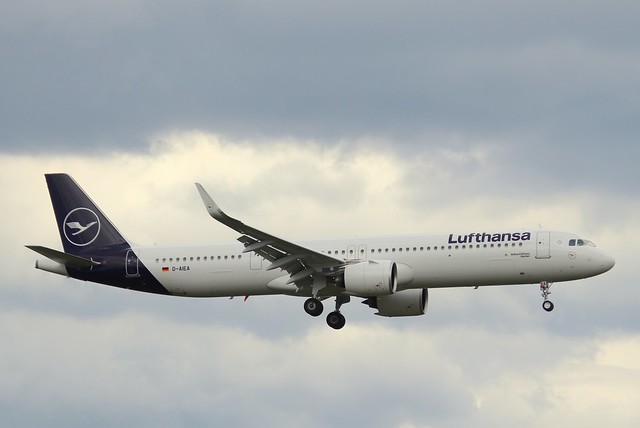 Lufthansa, D-AIEA, MSN 8761, Airbus A 321-271NX, 08.06.2019, HAM-EDDH, Hamburg (Named: Aachen)