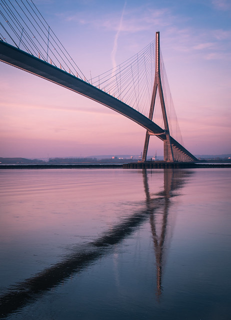 Pont de Normandie heure rose