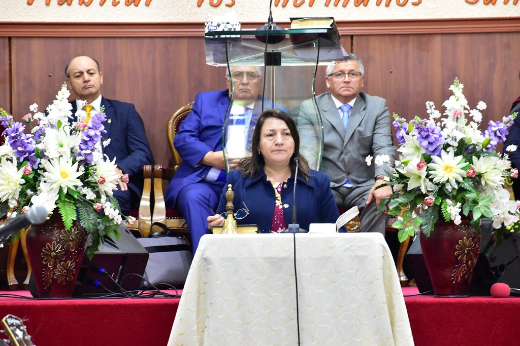Confraternidad oficiales diáconos y esposas en IMPCH Temuco amanecer