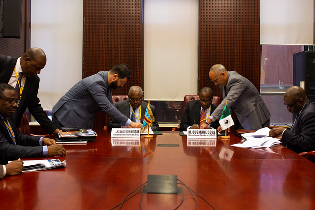 Annual Meeting 2019 - Day 3 - Signature of Agreements between African Development Bank and Republic of Congo.