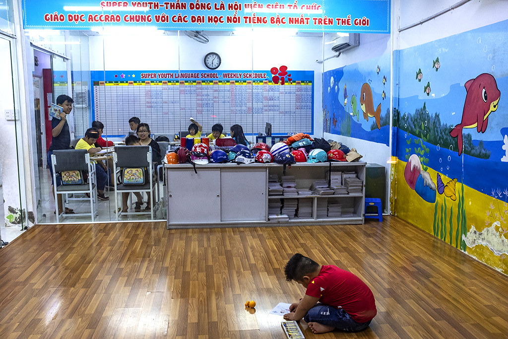 SUPER YOUTH LANGUAGE SCHOOL--Saigon