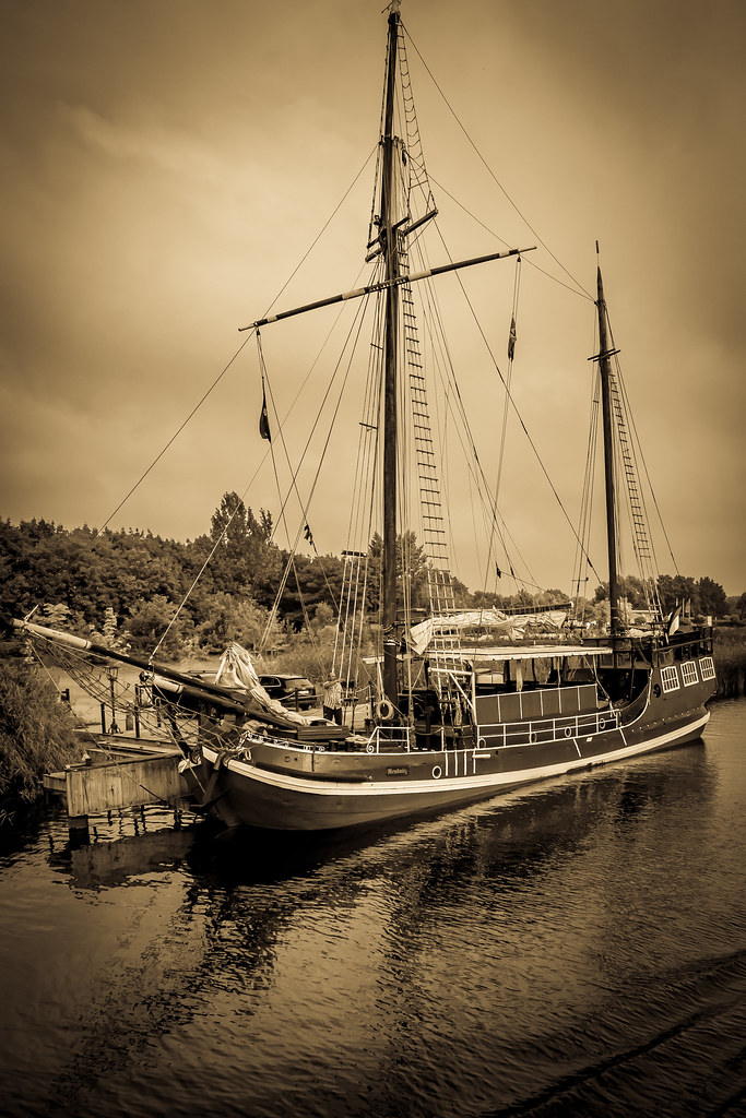 a wonderful Sailing boat Reudnitz - sepia antique