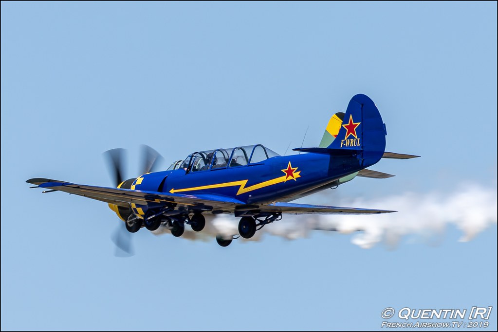 Yako Team - Patrouille Yakovlev Meeting de l'Air BA-115 Orange 2019 Canon Sigma France contemporary lens Meeting Aerien 