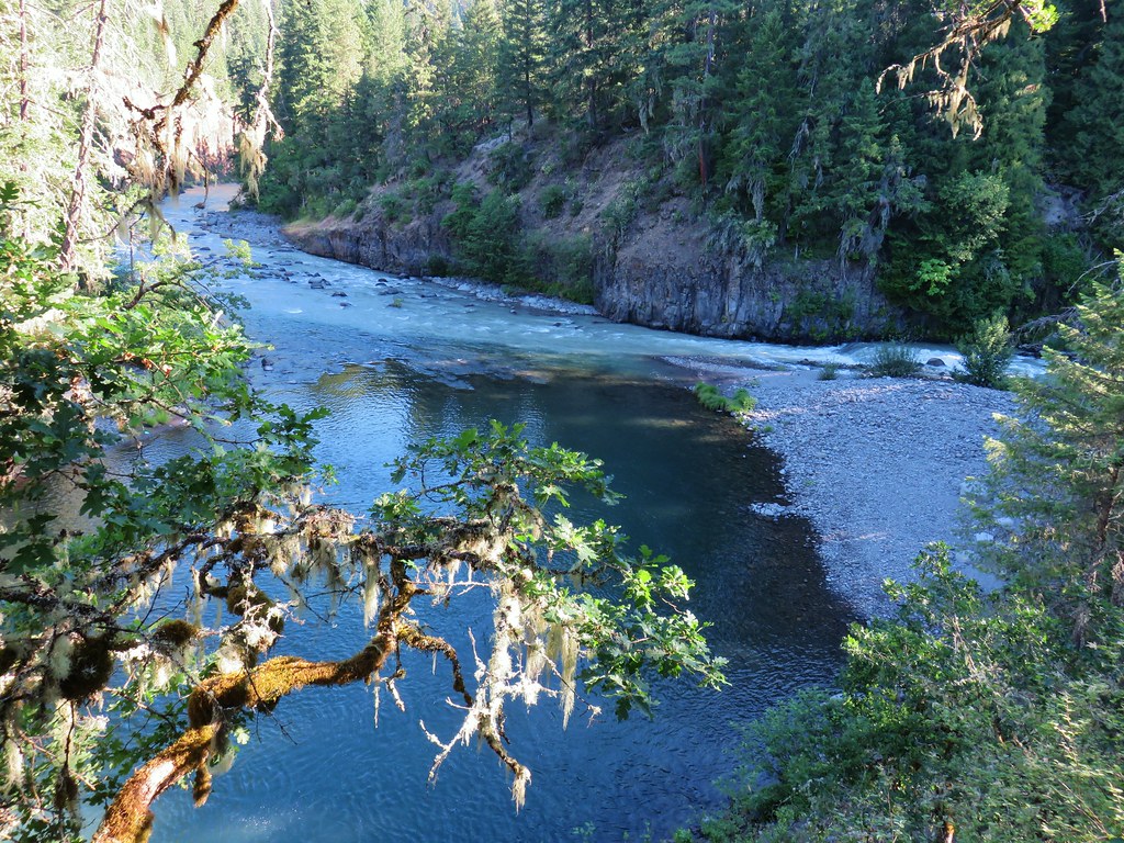 Confluence of the West and East Fork Hood Rivers