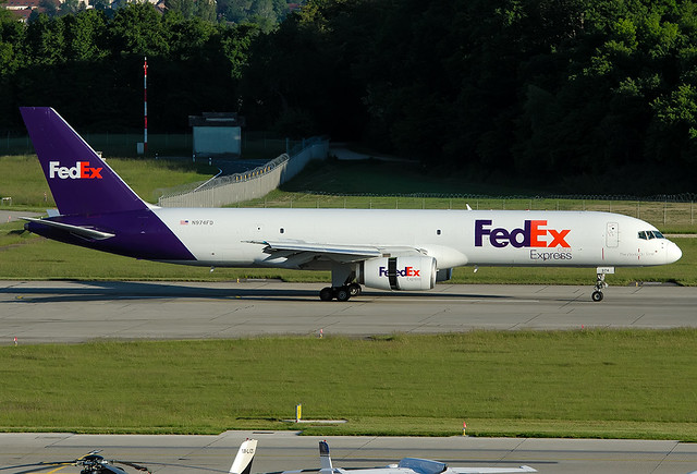 N974FD  FedEx - Federal Express Boeing 757-2Y0(SF)