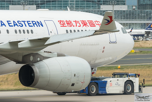 China Eastern Airlines Airbus A330-243 B-5936 (893327)
