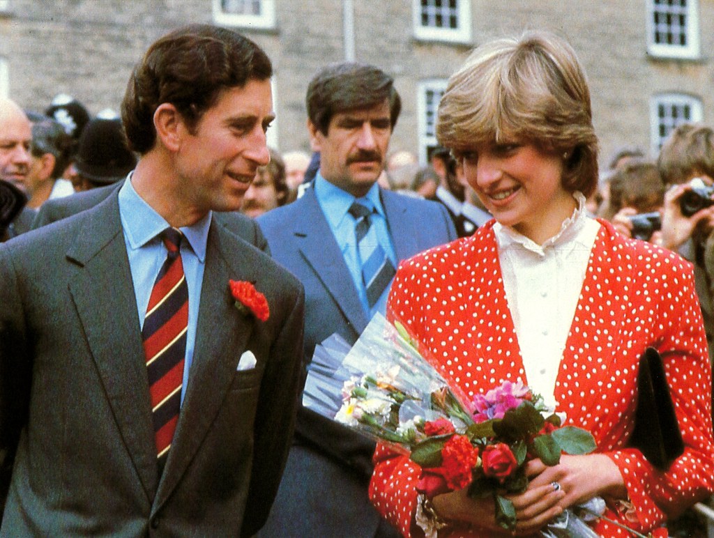 Princess Diana Memorabilia - The Prince And His Bride-To-B… | Flickr