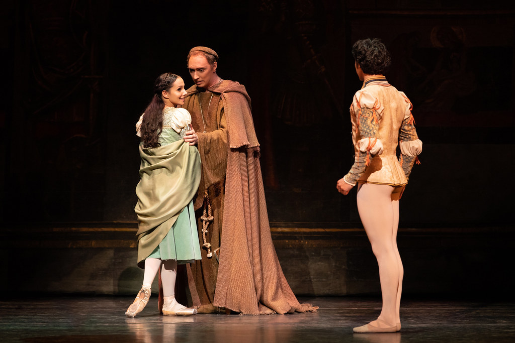 Francesca Hayward as Juliet, Bennet Gartside as Friar Laurence and Cesar Corrales as Romeo in Romeo and Juliet, The Royal Ballet © 2019 ROH. Photograph by Helen Maybanks