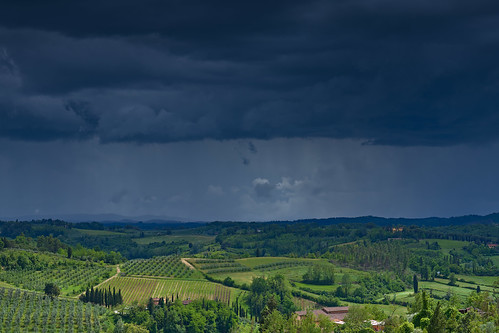italien aussicht toscana landschaft sanminiato rain weather clouds wolken tuscany regen toskana darktable