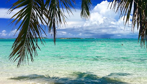 Nassau beach