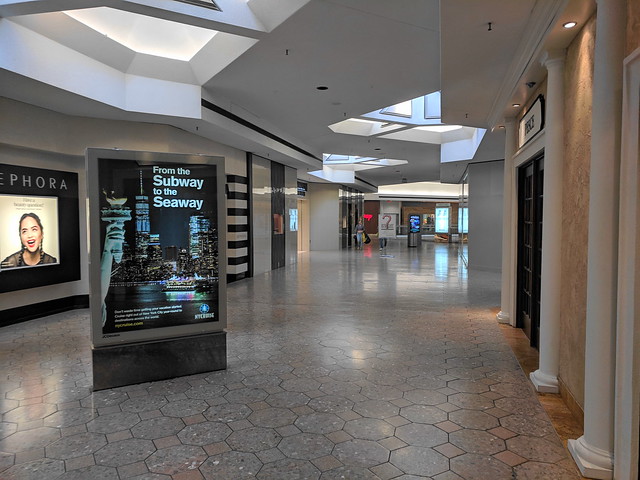 Westfarms Mall (West Hartford, Connecticut)