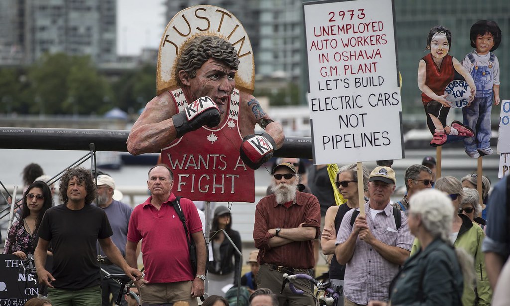溫哥華反跨山油管計畫示威。（圖片來源：Darryl Dyck/AP）