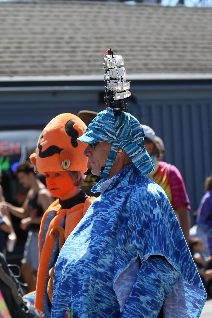 2015 Fremont Solstice Parade | Tens of thousands came down 
