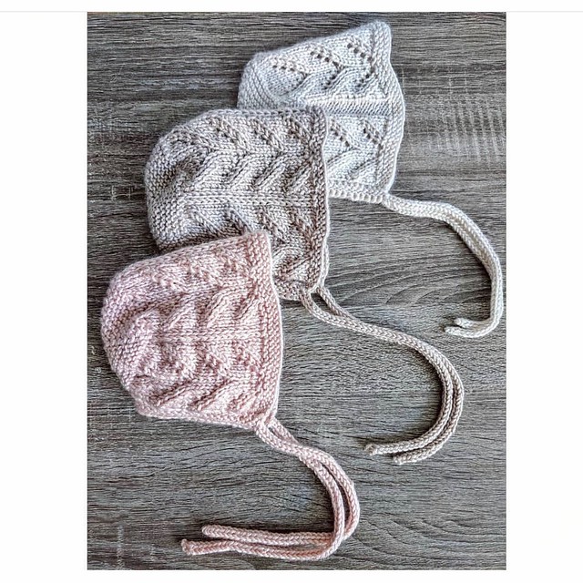 Baby bonnets by Veronica (@xovee.knits) 