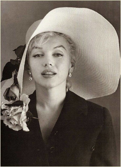 Marilyn Monroe.Photo: Carl Perutz, (1958).