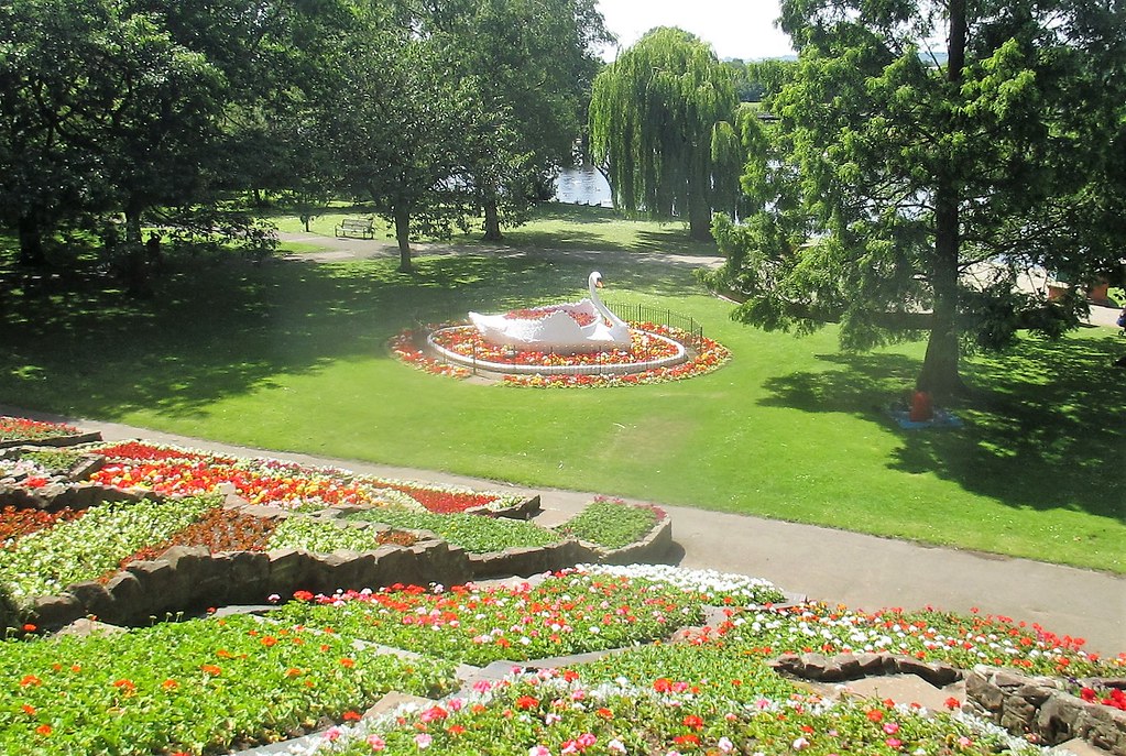 Stapenhill Gardens, Burton upon Trent