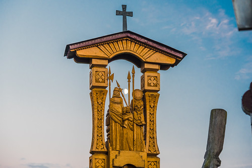 christian christianity cross crucifix hillofcrosses kryžiųkalnas lietuva lithuania samogitia sunset šiauliai 立陶宛
