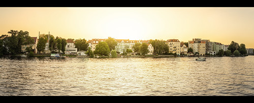 Sunset by Blitzknips, Berlin Köpenick / Germany
berlin berlinköpenick germany sunset dahme river panorama goldenhour light