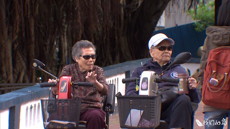 痲瘋病早年被當成無藥可醫、會傳染的疾病，院民必須強制隔離，從此生老病死，都在樂生。