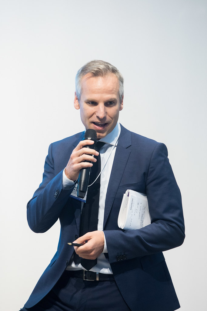 The Plastic Revolution | Dimitri de Boer, Chief Representati… | Flickr
