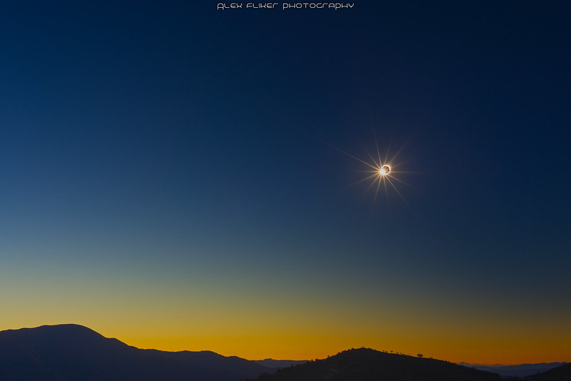 Wide-angle diamond ring