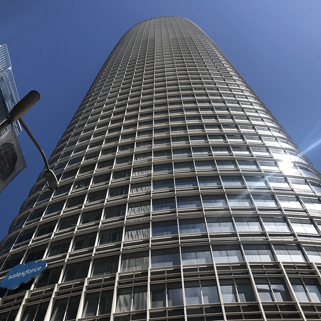 Salesforce tower in San Francisco
