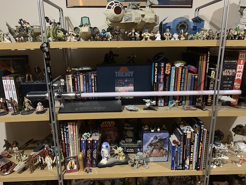 Star Wars bookshelf as of July 2019