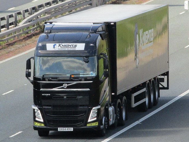 Knights Transport Solutions, Volvo FH On The A1M Southbound