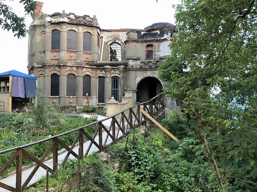 abandoned ruin house bannermansarms bannermanscastle hudsonriver dutchesscountyny oncewashome