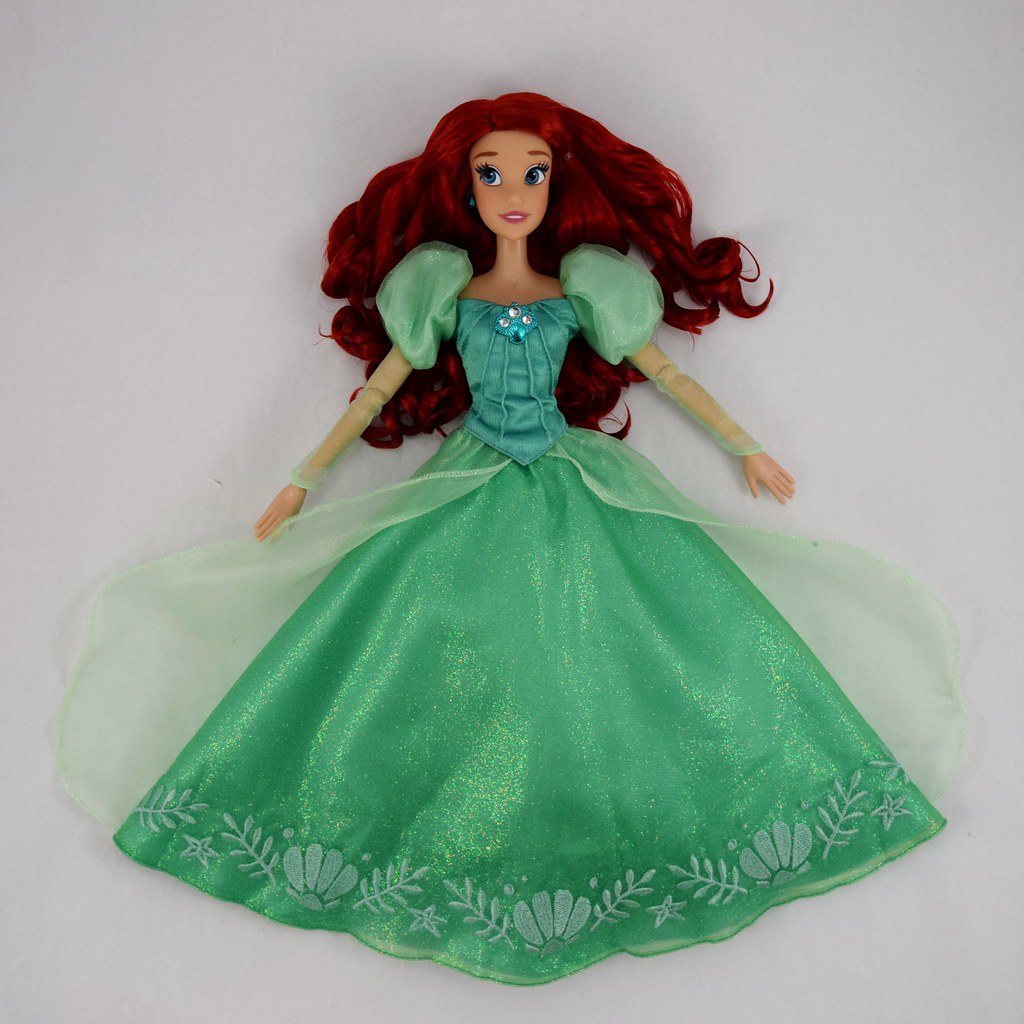 Disney Parks Diamond Castle Collection LIMITED EDITION 30 Anniversary Ariel Doll 