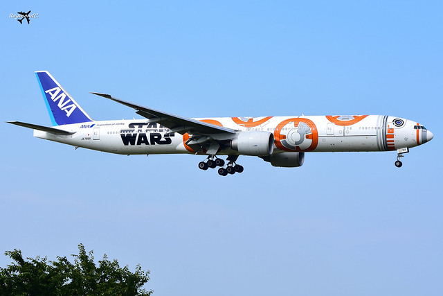 All Nippon Airways Boeing 777-381(ER) JA789A (Star Wars BB-8 Livery).