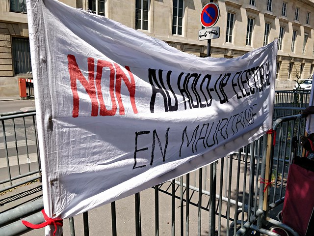 Paris Protest - Place Édouard Herriot