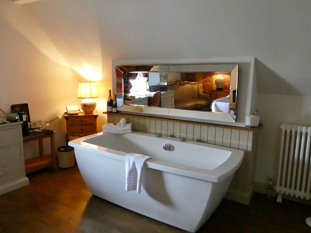 Guest room, The Wheatley Arms, Ilkley 