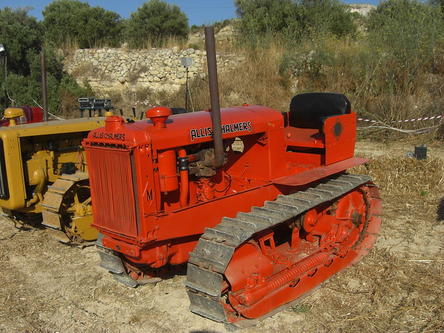 Another ALLIS-CHALMERS in well presented condition.