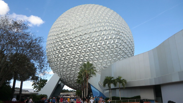 Florida - Orlando - fascinating architecture: Spaceship EARTH @ EPCOT (Walt Disney World)