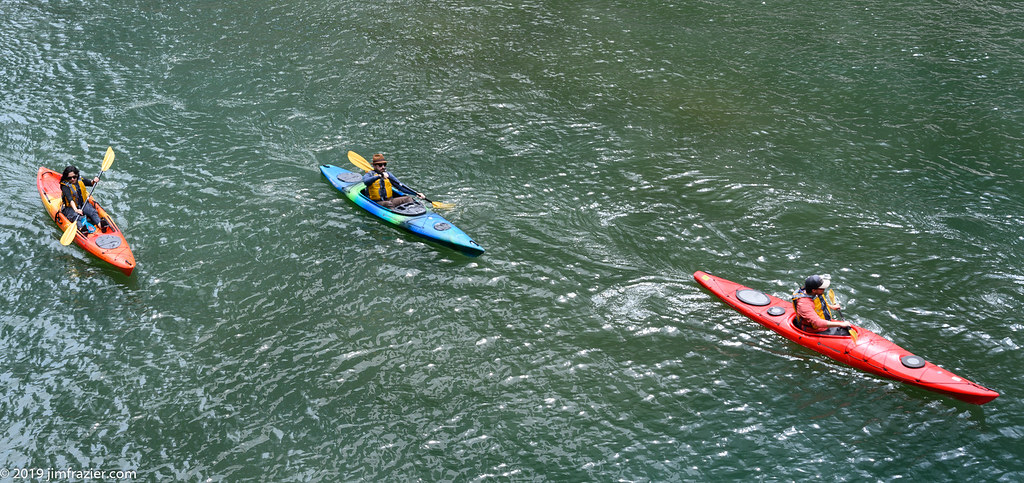 Kayaking along the Chicago River